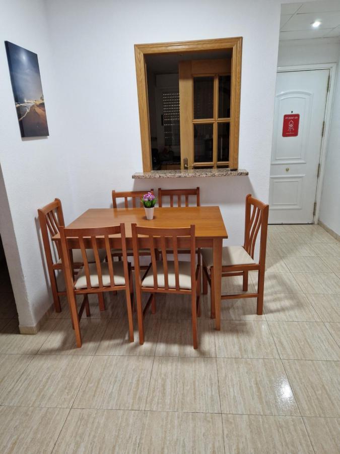 Schoene Ferienwohnung Ca. 350M Vom Strand Entfernt Oropesa del Mar Luaran gambar