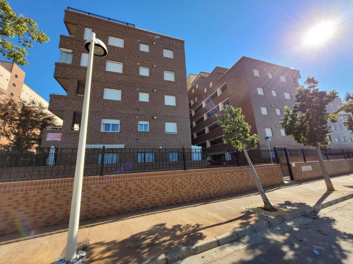 Schoene Ferienwohnung Ca. 350M Vom Strand Entfernt Oropesa del Mar Luaran gambar
